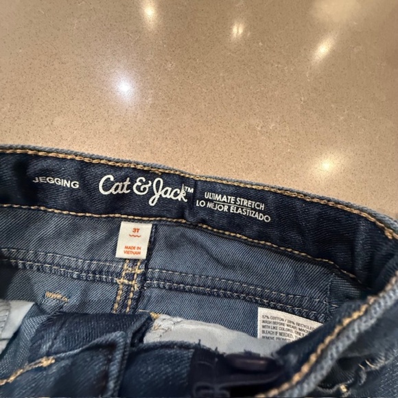 3 Pairs Girl's Cat & Jack and Old Navy 3T 3 Years Jeans/Jeggings (1 NWT/ 2NWOT) - Picture 5 of 10